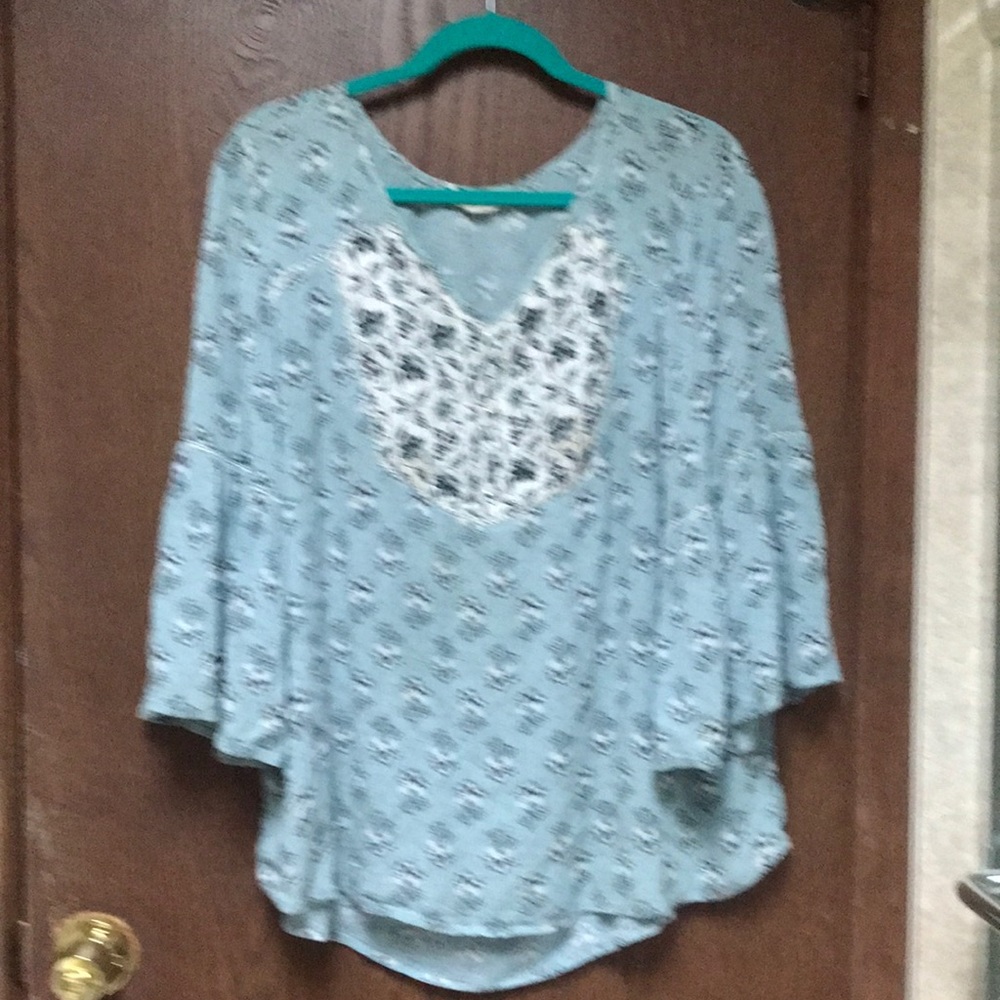 This is a next to new Style & Co boho top